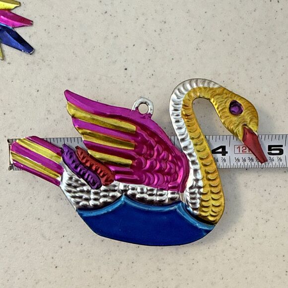 Vintage Mexican Folk Art Hand Painted Punched Tin Christmas Ornaments 6 Lot - Picture 11 of 16